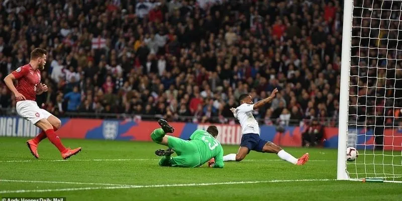 Sơ Đồ 4-5-1: Chiến Thuật Phòng Ngự Phản Công Hiệu Quả Trong Bóng Đá Hiện Đại