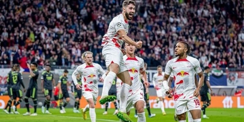 Tường thành nơi hàng thủ của RB Leipzig