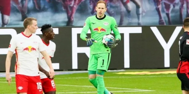 Lý do Peter Gulacsi giữ vị trí quan trọng trong vận hành đội