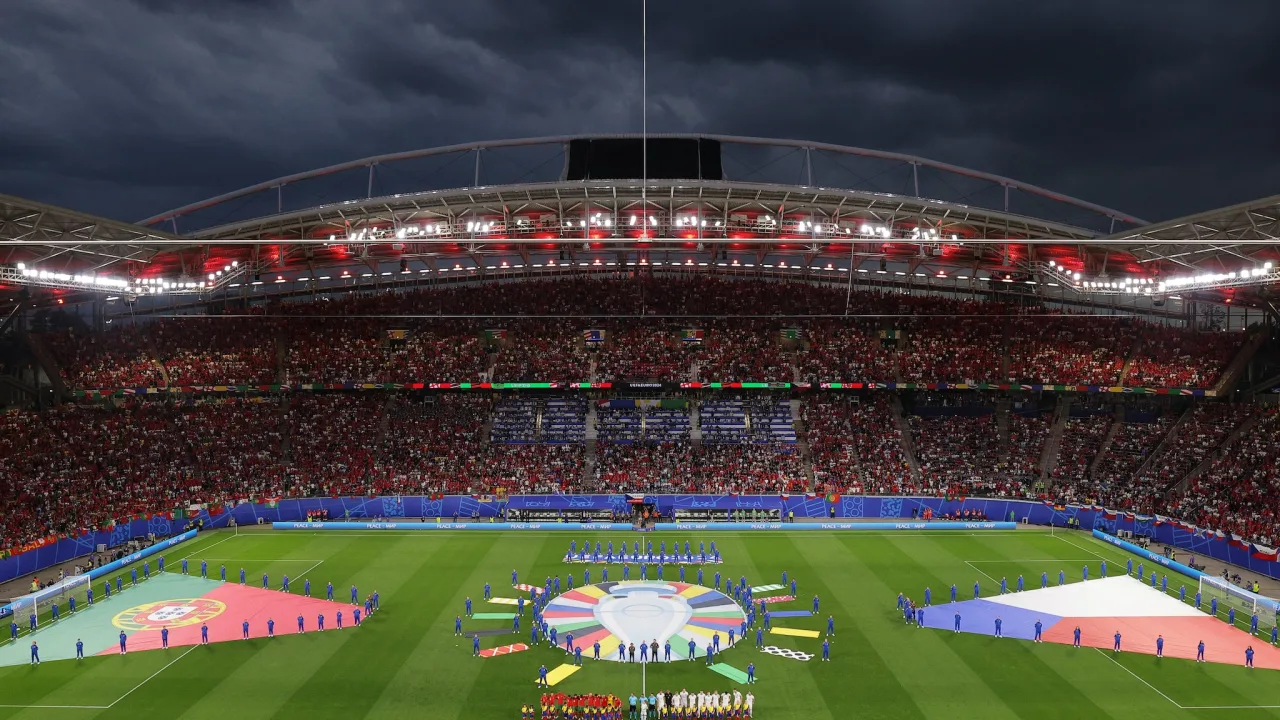 Câu chuyện phía sau Red Bull Arena với nguồn gốc hình thành và những tranh cãi