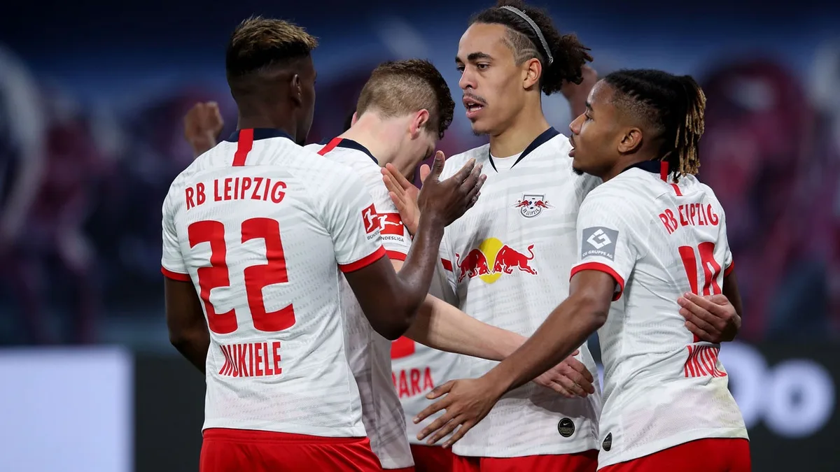 Sự phát triển của RB Leipzig qua từng giai đoạn từ đội bóng trẻ đến Bundesliga